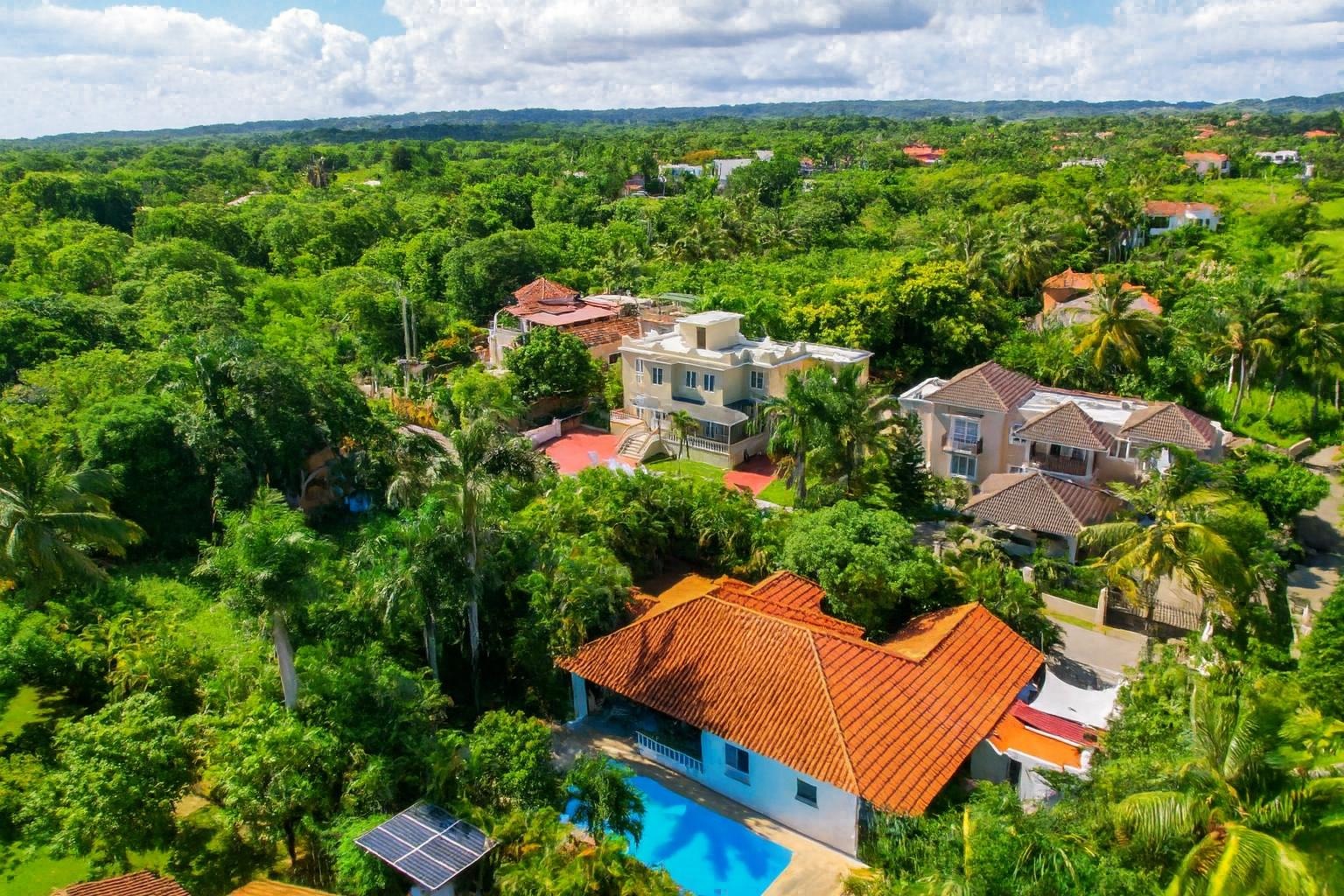 🏡 CHARMING 3-BED HOME IN SECURE GATED COMMUNITY 1
