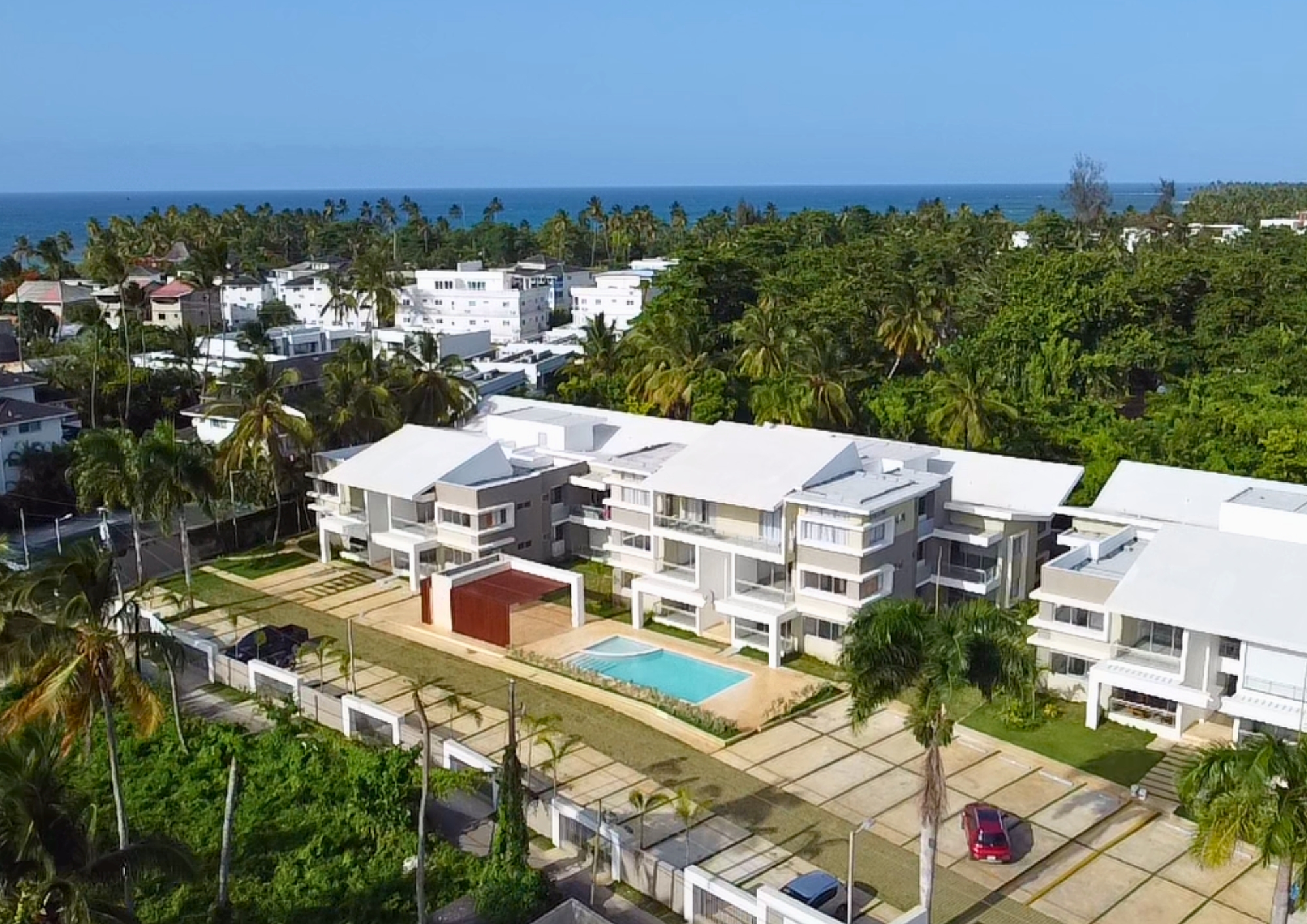 New condominium project 2 min from beach