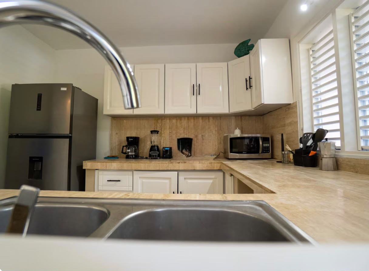 Four-Bedroom Villa Rental in Playa Las Ballenas