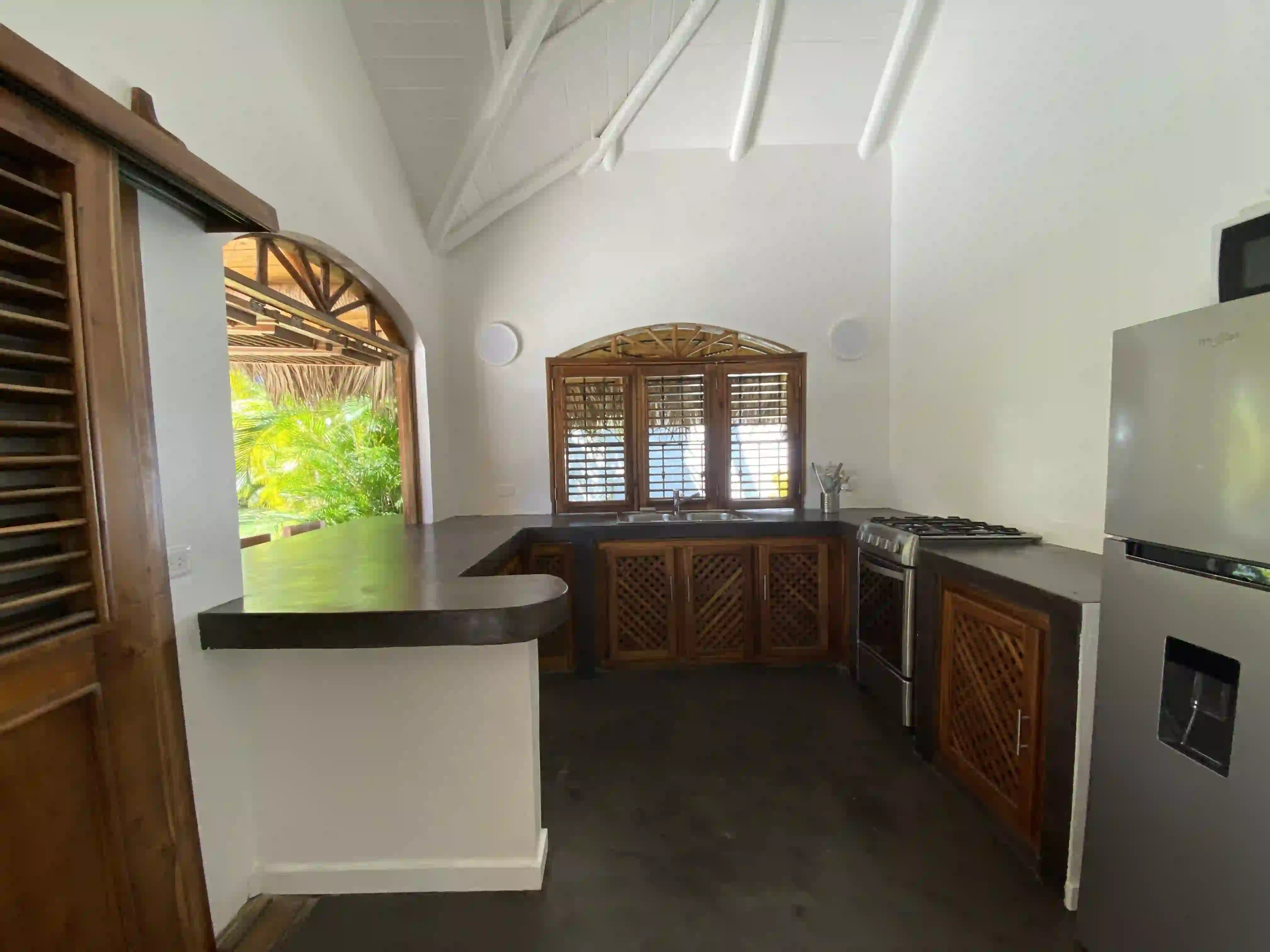 Charming 2-BR villa in a quiet neighbourhood