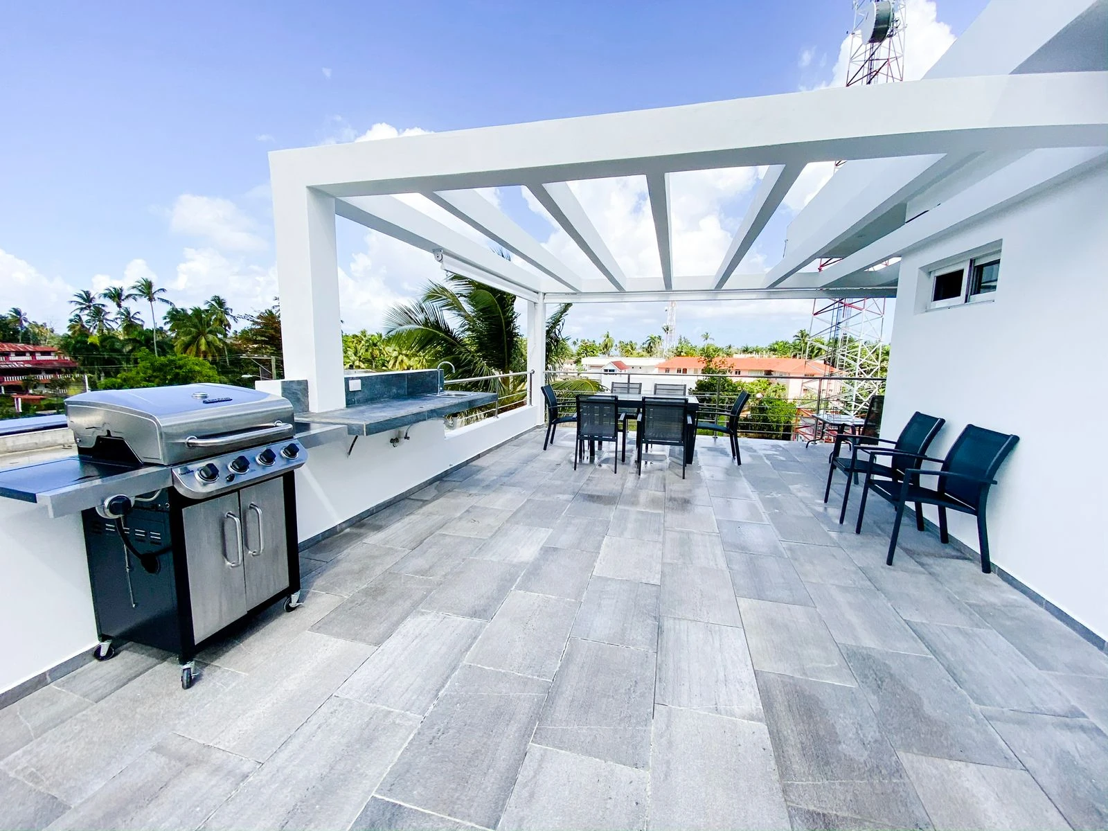 Penthouse chaleureux au centre, à 5 min de la plage