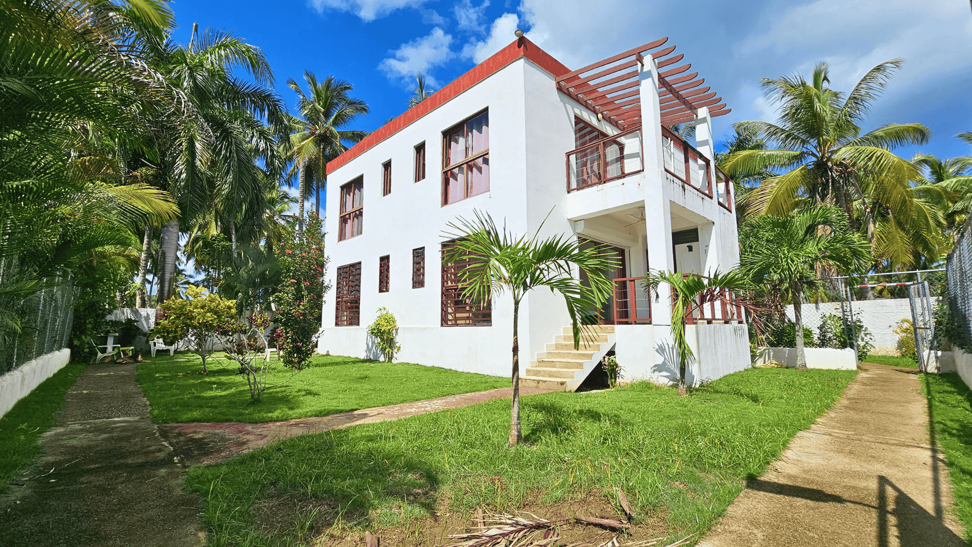 Maison chaleureuse de 3 chambres près de Playa Limón avec jardin privé, paisible et bien située