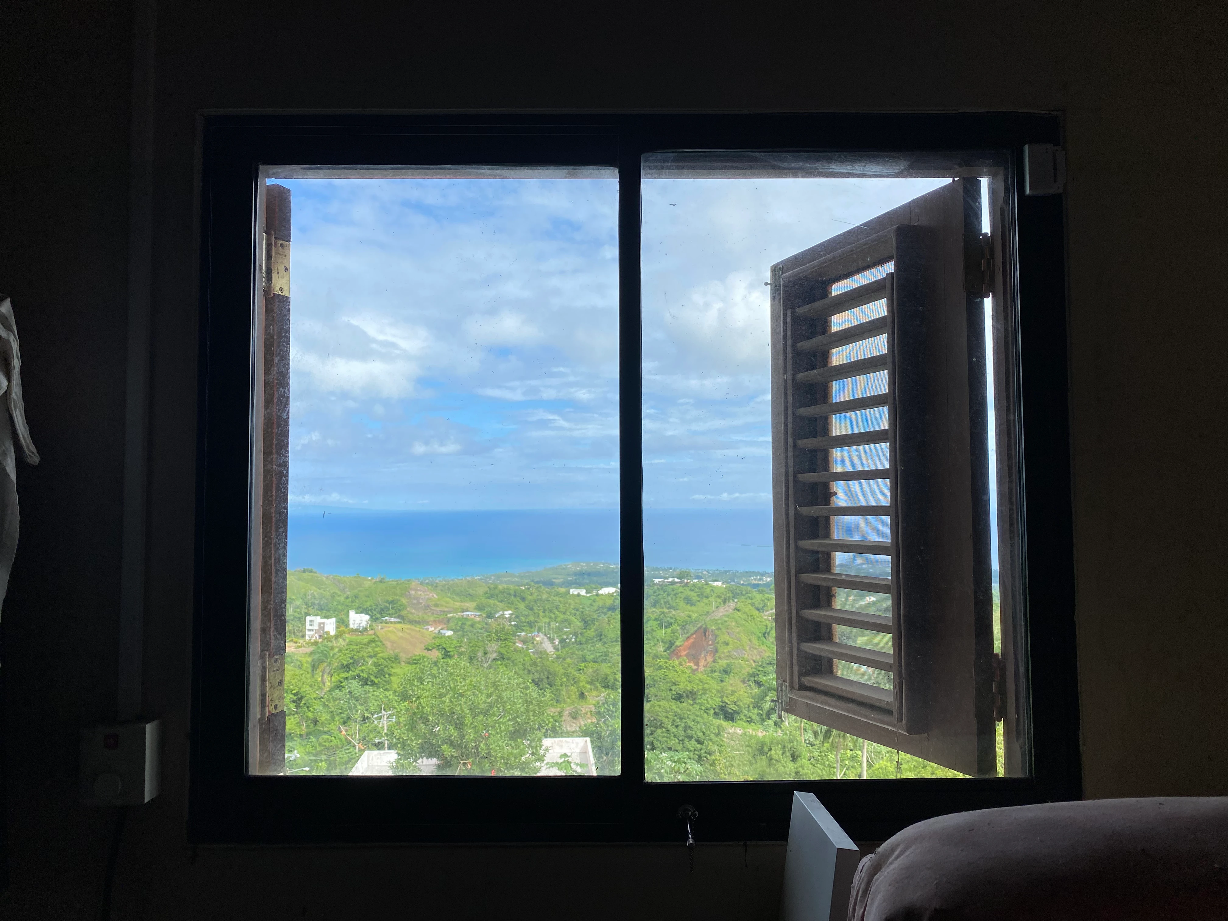 Affordable renovation-perfect villa with spectacular ocean view