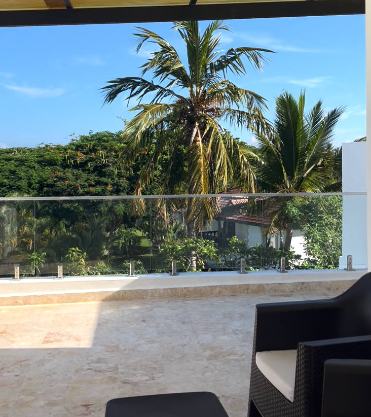 Perla Marina 3-Level Townhouse with Rooftop Terrace