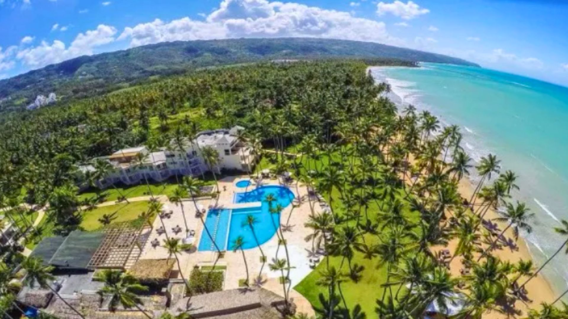 Seaside Renovated Condo on Coson Beach