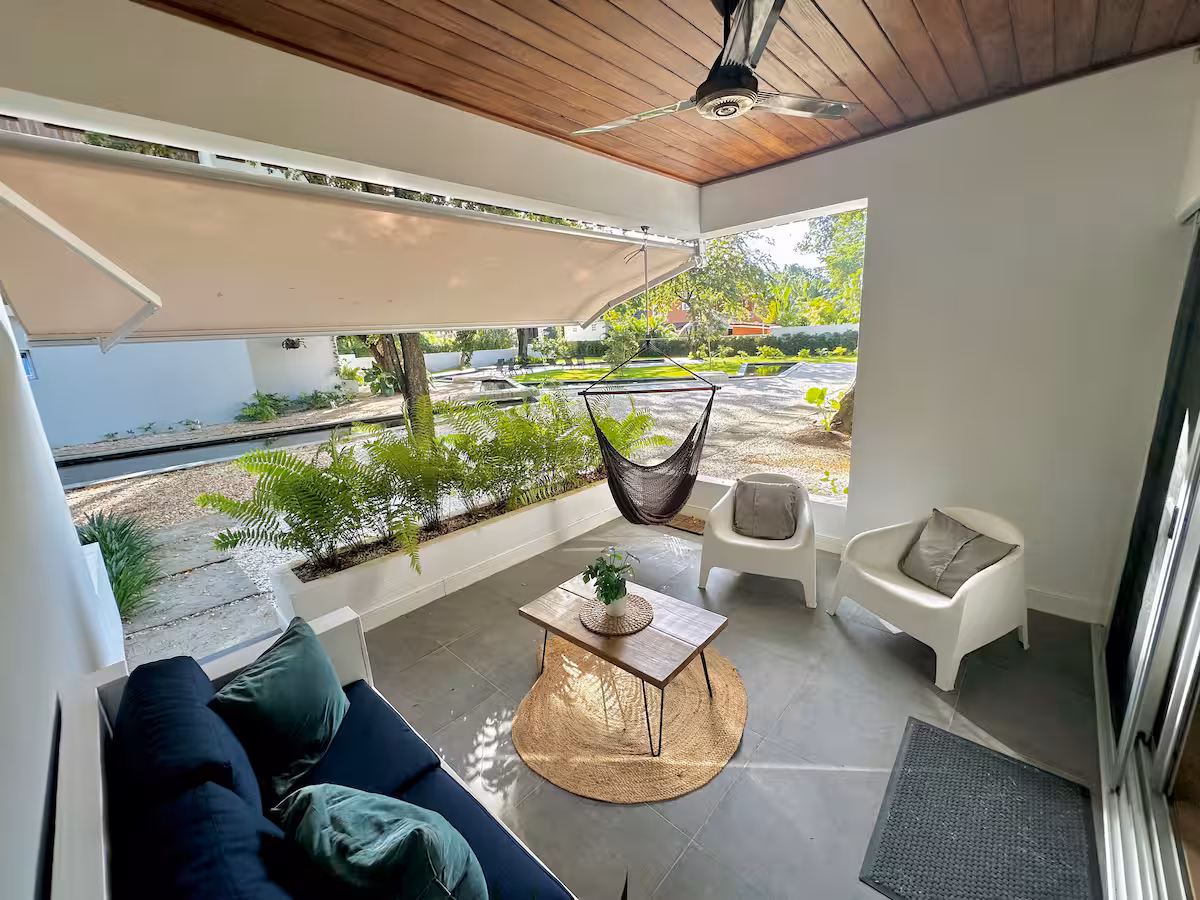 Modern 2BR Beach Condo Steps From Natura Beach in Perla Marina