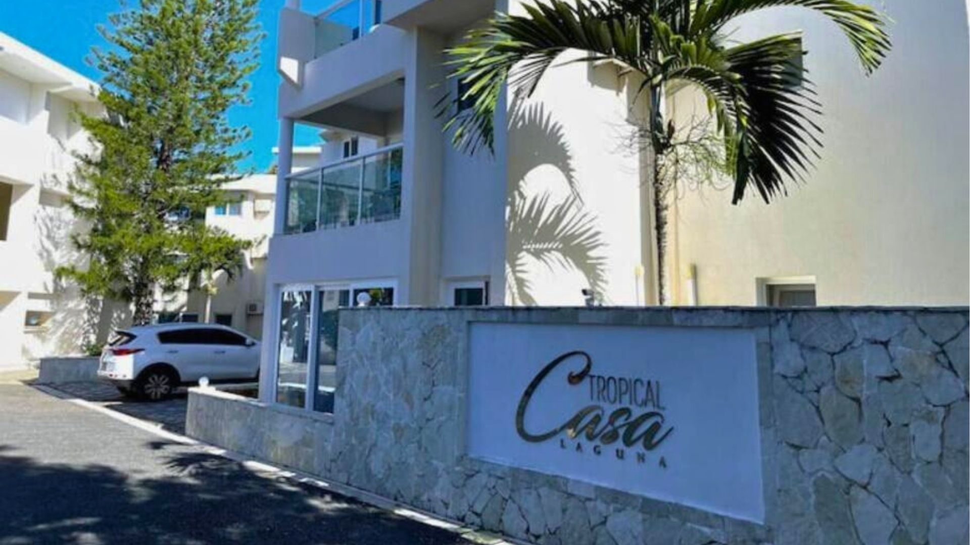 Estudio llave en mano en venta en el centro de Cabarete, ubicación privilegiada