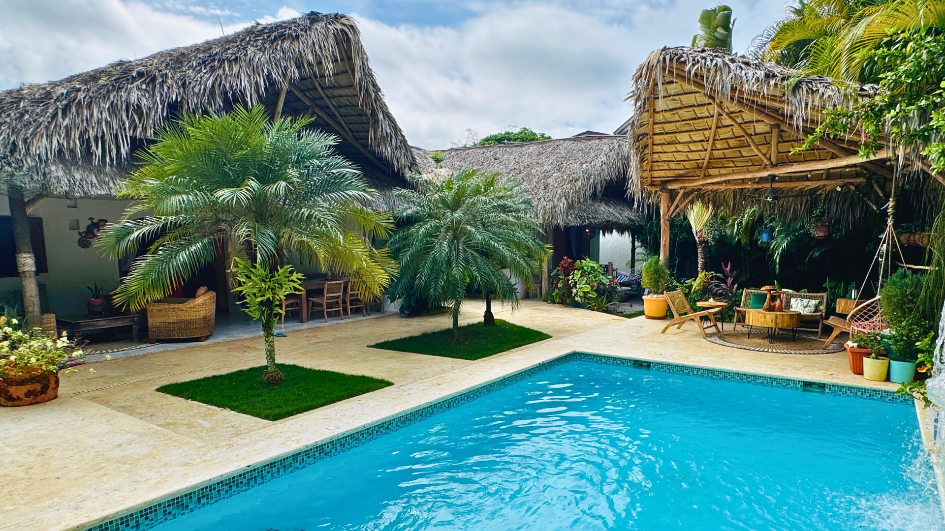Luxury Tropical Villa in a Quiet Area Near Bonita Beach
