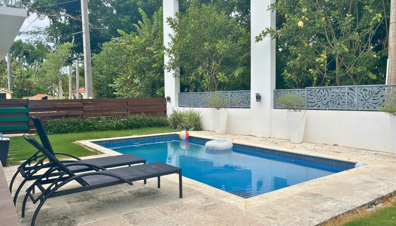Family Friendly Villa in Perla Marina