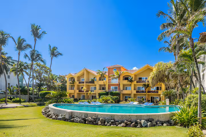 Rare Oceanfront Gem on Kite Beach