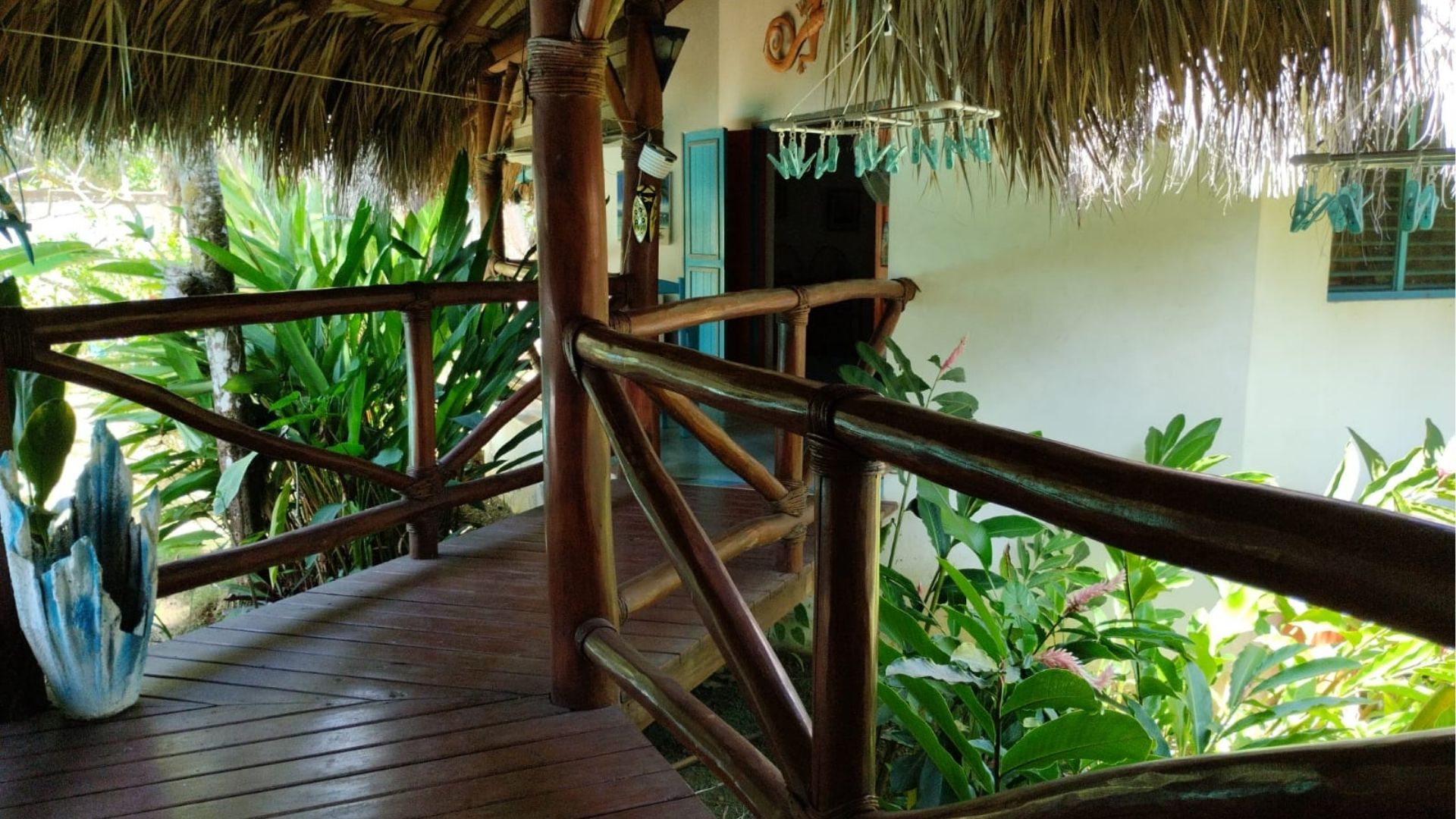Tropical Garden Bungalow with Pool – Abra Grande