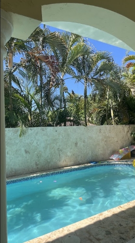 Serene 4 Bedroom Villa in Near The Beach