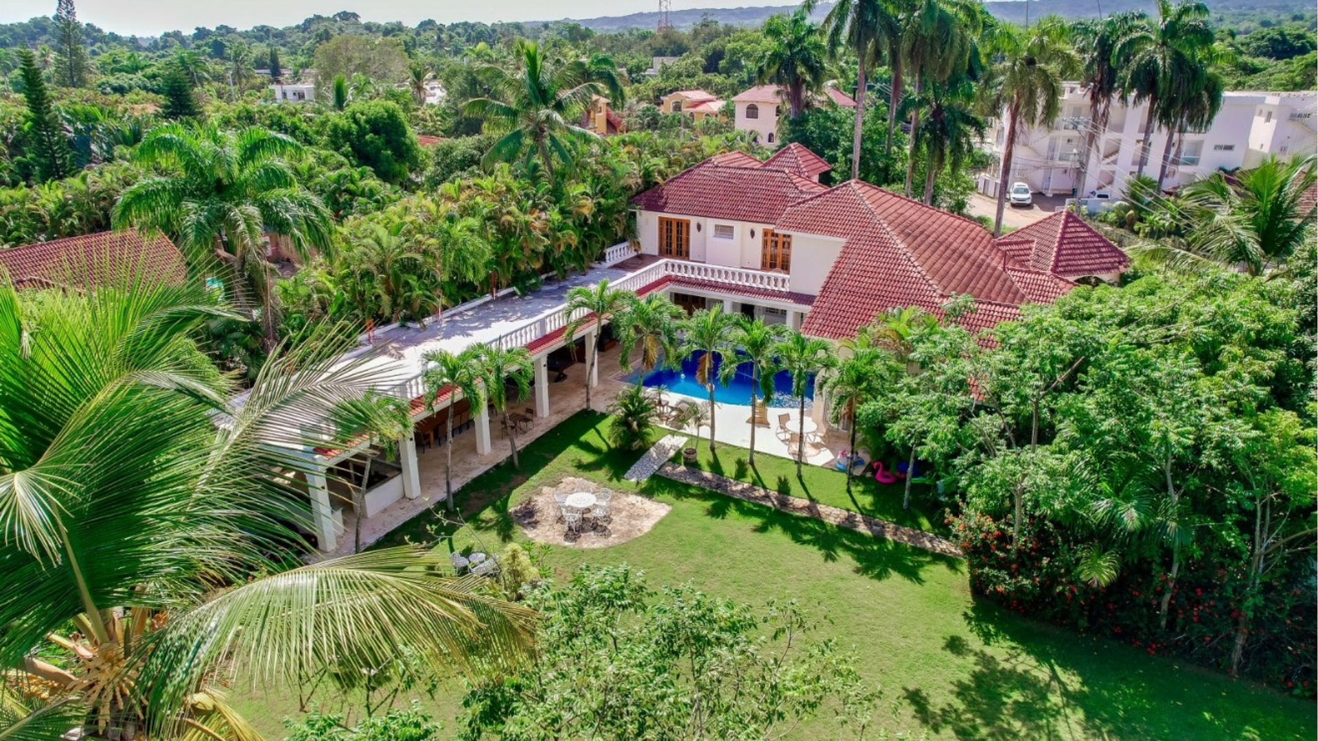 Spacieuse villa de 5 chambres dans une résidence sécurisée et paisible