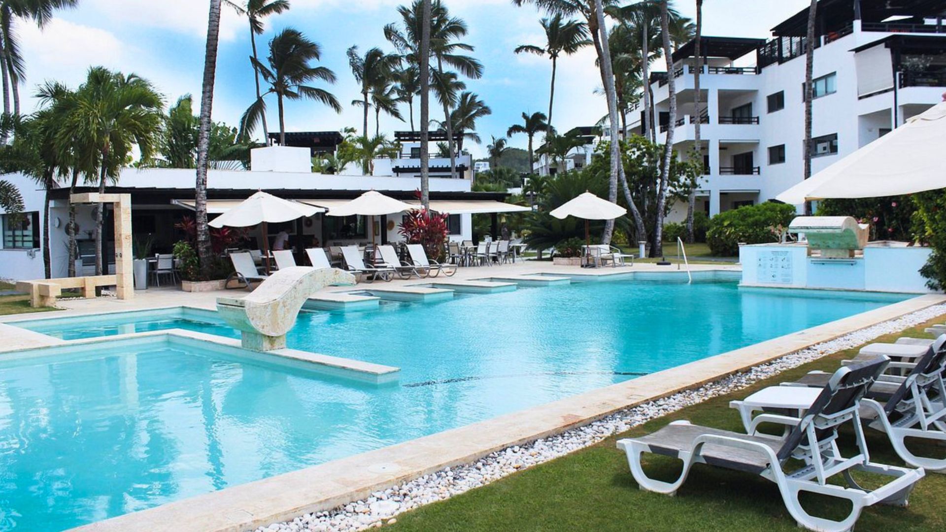 Condominio exclusivo en primera línea de playa en Popy