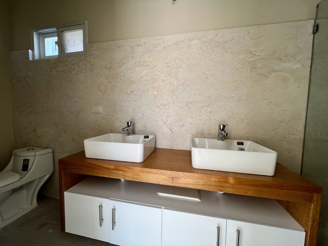 Unfurnished 3-BR modern designed villa in an upcoming neighbourhood of Punta Popy
