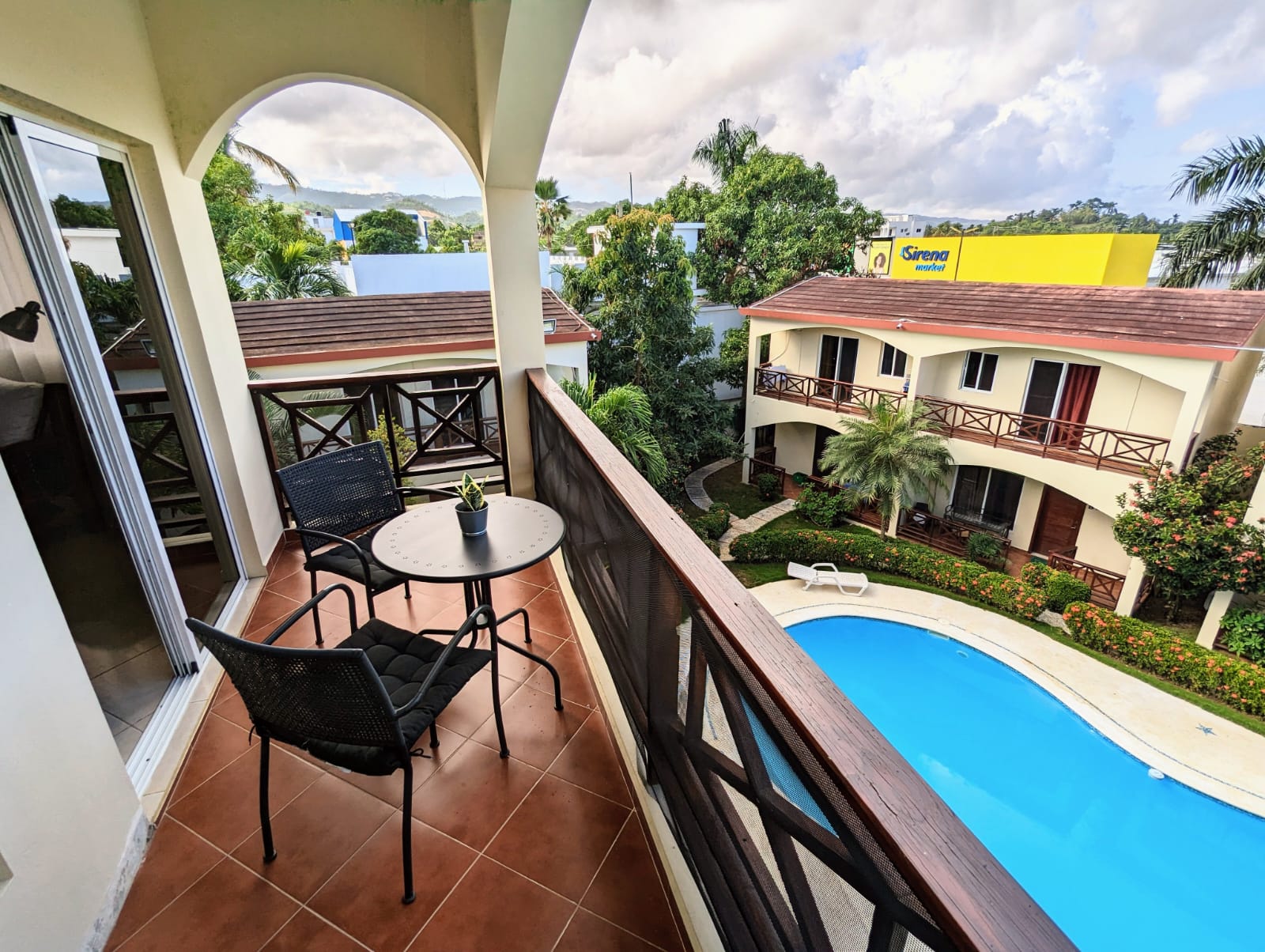 Two Combined Apartments with Flexible Investment Potential in the City Center