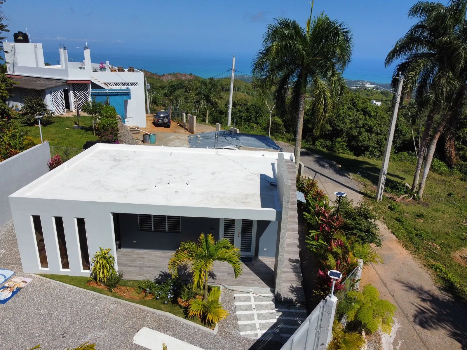 Modern 2-Bedroom Home in Los Puentes