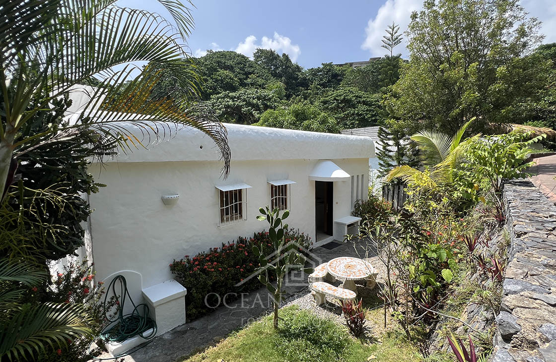 Tropical Villa with Independent Condo in Abra Grande near Playa Popy 2