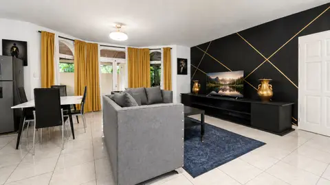 Private 2 Bedroom Villa in Playa Laguna with Shared Pool 3