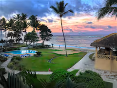 Oceanview 1BR Condo in Kite Beach