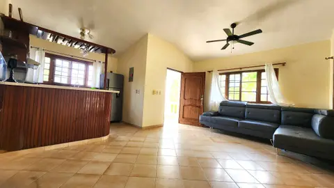 Villa with Private Pool and Spacious Plot of land 4