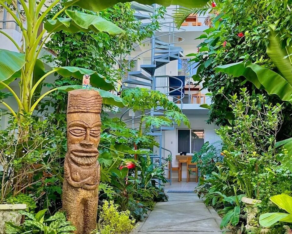Hôtel-boutique générant des revenus avec financement par le propriétaire à Cabarete