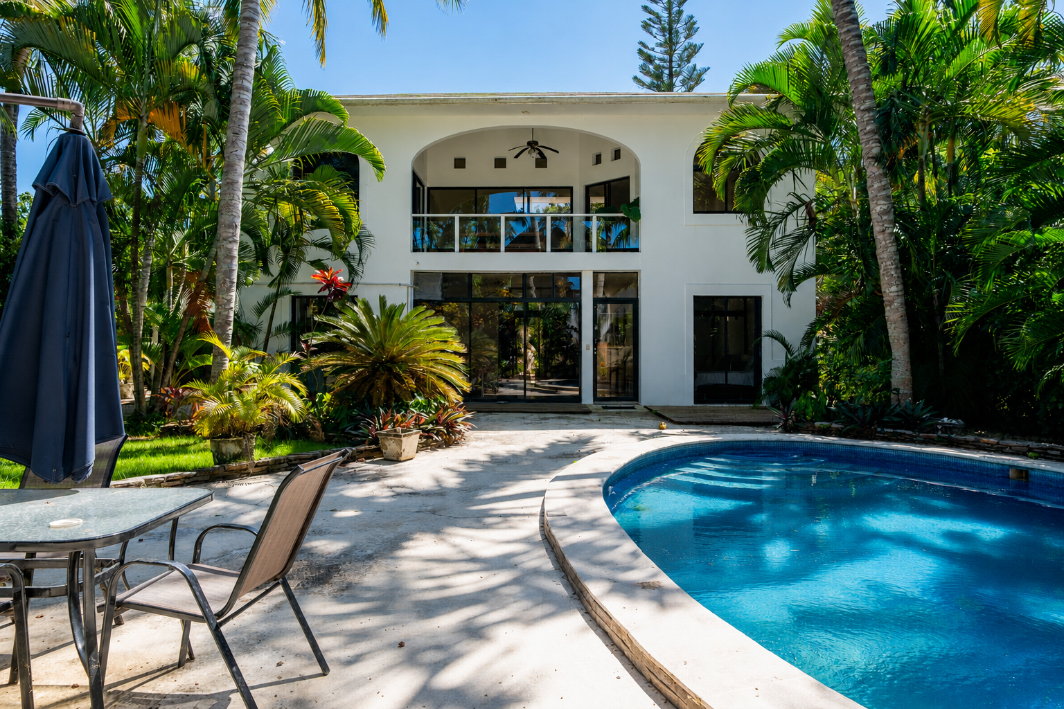 Casa Palma Private Pool Retreat in Encuentro